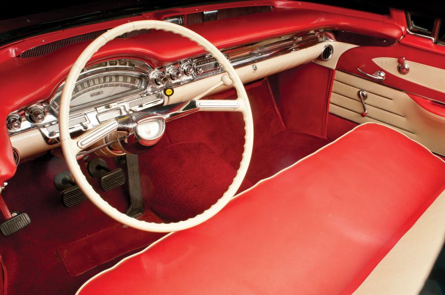  Oldsmobile Dynamic 88 Fiesta Holiday Station Wagon 1958 года  (фото 17 из 20)